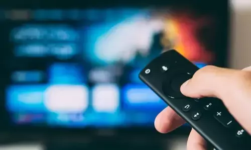 OTT Platforms: ఓటీటీల్లో అశ్లీల కంటెంట్.. 43 ప్లాట్ ఫామ్స్ బ్లాక్