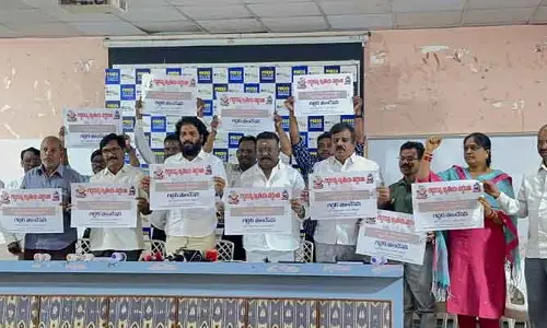గద్దర్ ఫౌండేషన్ కు స్థలం, నిధులు కేటాయించాలి : ఎమ్మెల్సీ దాసోజు శ్రవణ్
