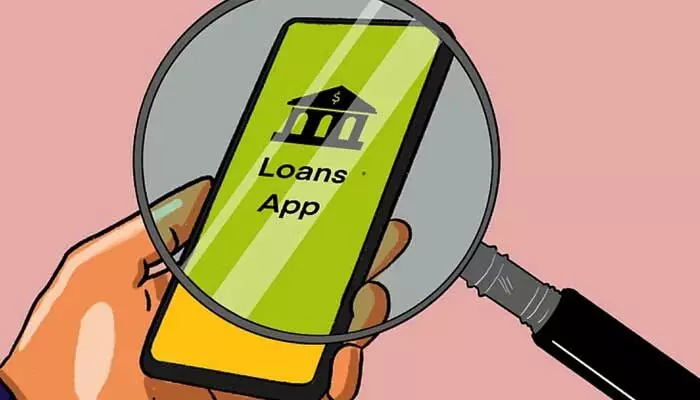 Big Alert: యాప్ ద్వారా లోన్ తీసుకుంటున్నారా?.. డబ్బులు ఈజీగా వస్తాయి కానీ..! Big Alert: యాప్ ద్వారా లోన్ తీసుకుంటున్నారా?.. డబ్బులు ఈజీగా వస్తాయి కానీ..!