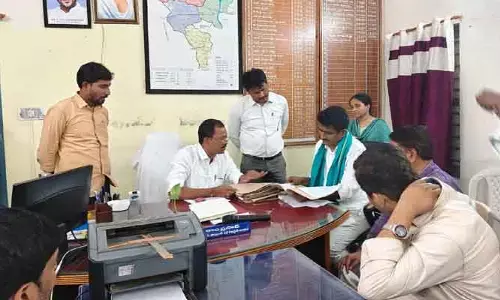 సాదాబైనామా చట్టాన్ని మారిస్తే రైతులకు ప్రయోజనం : భూమి సునీల్