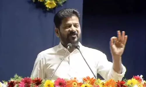 ఓనమాలు రానోళ్లు జర్నలిస్టులు అవుతుండ్రు.. సీఎం రేవంత్ సంచలన వ్యాఖ్యలు