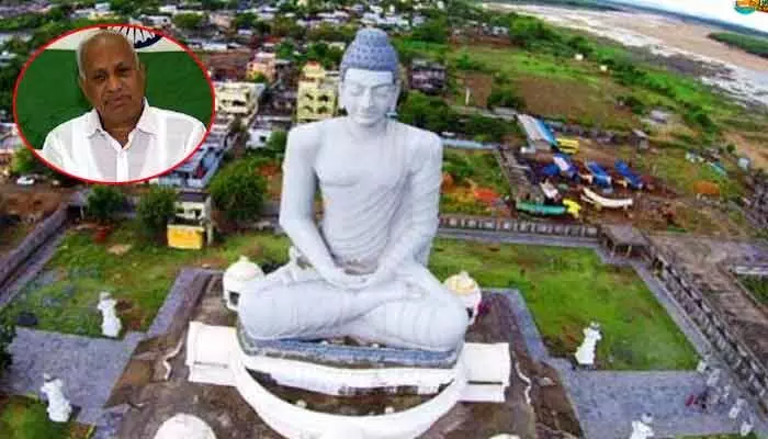అమరావతికి స్థల దోషం: కేంద్ర మాజీ మంత్రి సంచలన వ్యాఖ్యలు అమరావతికి స్థల దోషం: కేంద్ర మాజీ మంత్రి సంచలన వ్యాఖ్యలు
