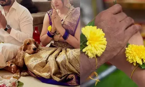 ప్రియుడితో బిగ్ బాస్ బ్యూటీ వరలక్ష్మి వ్రతం.. ఛీ ఛీ  సిగ్గుండాలంటూ తిట్టిపోస్తున్న నెటిజన్స్
