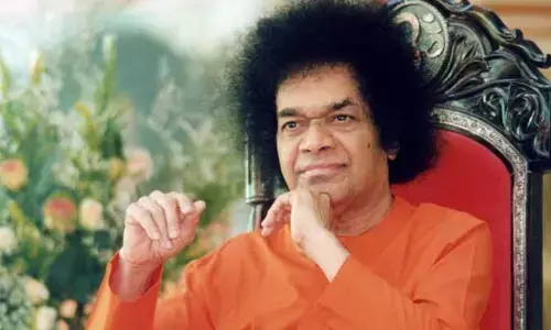 పుట్టపర్తి సత్యసాయి బాబా శత జయంతి.. రాష్ట్ర పండుగగా నిర్వహించాలని సర్కార్ నిర్ణయం