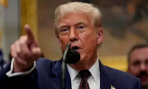 Trump: భారతీయులపై ట్రంప్ కొరడా.. ప్రతిరోజూ 8 మంది బహిష్కరణ