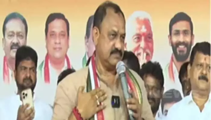PCC chief: కిషన్ రెడ్డి మాట్లాడుతుంటే నోరుమెదపరెందుకు? బీజేపీ బీసీ ఎంపీలపై మహేశ్ కుమార్ గౌడ్ PCC chief: కిషన్ రెడ్డి మాట్లాడుతుంటే నోరుమెదపరెందుకు? బీజేపీ బీసీ ఎంపీలపై మహేశ్ కుమార్ గౌడ్