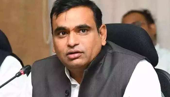 కేసీఆరే మాస్టర్ మైండ్.. ఫోన్ ట్యాపింగ్ పై ఎంపీ చామల సంచలనం కేసీఆరే మాస్టర్ మైండ్.. ఫోన్ ట్యాపింగ్ పై ఎంపీ చామల సంచలనం