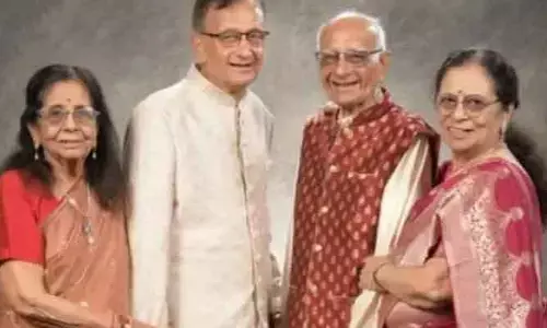 విషాదం.. ఆ నలుగురు ఎన్ఆర్ఐలు మృతి