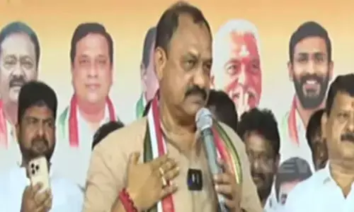 PCC chief:  కిషన్ రెడ్డి మాట్లాడుతుంటే నోరుమెదపరెందుకు?  బీజేపీ బీసీ ఎంపీలపై మహేశ్ కుమార్ గౌడ్