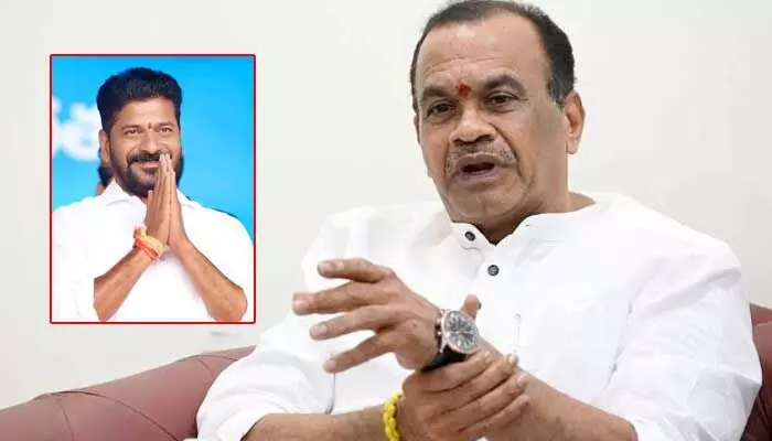 రేవంత్ రెడ్డి మళ్లీ CM కావాలని మంత్రి కోమటిరెడ్డి గణపతి పూజ రేవంత్ రెడ్డి మళ్లీ CM కావాలని మంత్రి కోమటిరెడ్డి గణపతి పూజ