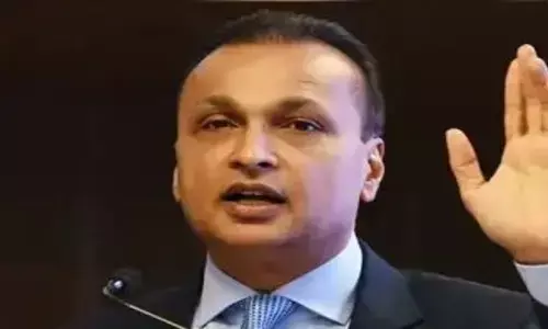 Anil Ambani: అనిల్ అంబానీని చుట్టుముడుతున్న కష్టాలు.. బ్యాంకులకు ఈడీ నోటీసులు