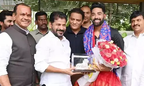 మహ్మద్ సిరాజ్‌కు CM రేవంత్ అభినందనలు