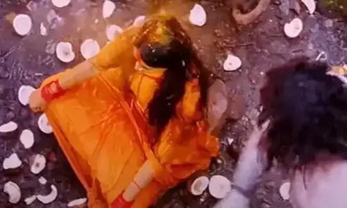 రాష్ట్రంలో షాకింగ్ ఘటన.. మొక్కు తీరాలంటే భక్తులు ఇలా చేయాలా!?