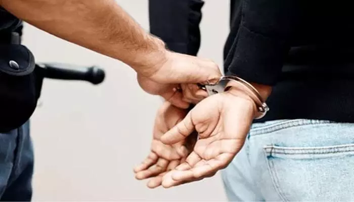 నేరం జరిగితే.. వేళ్లన్నీ దళితులవైపేనా? నేరం జరిగితే.. వేళ్లన్నీ దళితులవైపేనా?
