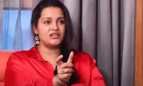 ‘కర్మ సిద్ధాంతం ఎవరినీ వదిలిపెట్టదు’: నటి రేణు దేశాయ్ ఘాటు వ్యాఖ్యలు