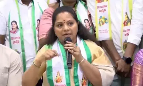 Kavitha: ఆ విషయంలో బండి సంజయ్ మాట్లాడకపోతే విచిత్రం.. కవిత కౌంటర్