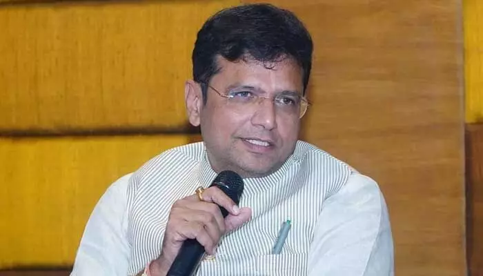 వర్షాలపై మంత్రి శ్రీధర్ బాబు సమీక్ష.. అధికారులకు కీలక ఆదేశాలు వర్షాలపై మంత్రి శ్రీధర్ బాబు సమీక్ష.. అధికారులకు కీలక ఆదేశాలు
