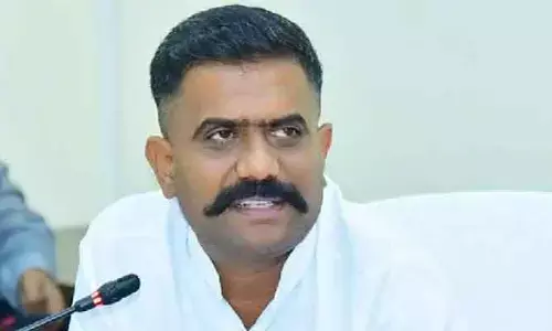 రణరంగంలా పులివెందుల ZPTC ఉప ఎన్నిక.. మాజీ ఎమ్మెల్యే కేతిరెడ్డి ఇంట్రెస్టింగ్ కామెంట్స్