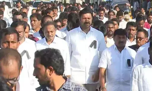 ఎంపీ అవినాశ్‌ రెడ్డిపై కేసు.. కారణం తెలుసా!