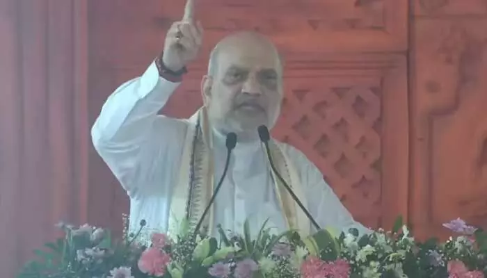 ఓడిపోతారని తెలిసి సాకులు వెతుక్కుంటున్నారు.. విపక్షాలపై అమిత్ షా ఫైర్ ఓడిపోతారని తెలిసి సాకులు వెతుక్కుంటున్నారు.. విపక్షాలపై అమిత్ షా ఫైర్