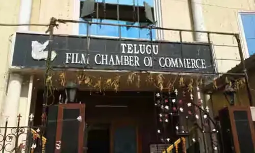 సంచలన ప్రకటన చేసిన తెలుగు ఫిల్మ్ ఛాంబర్.. కఠిన చర్యలు తీసుకుంటామంటూ ఆదేశాలు