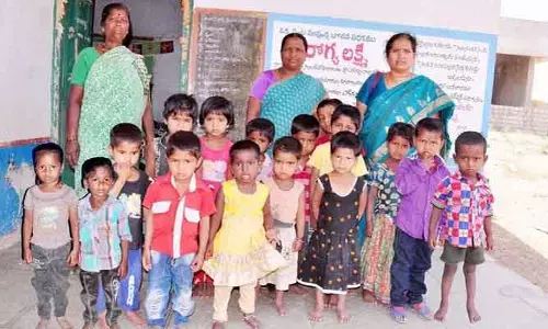 అంగన్ వాడీలను బలోపేతం చేయాలి