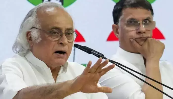 తెలంగాణకు మాత్రం అడ్డంకులు ఎందుకు? బీసీ బిల్లుపై తెలుగులో ట్వీట్ చేసిన కాంగ్రెస్ అగ్రనేత తెలంగాణకు మాత్రం అడ్డంకులు ఎందుకు? బీసీ బిల్లుపై తెలుగులో ట్వీట్ చేసిన కాంగ్రెస్ అగ్రనేత
