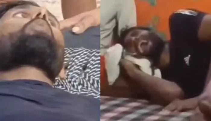 వామ్మో.. రేబీస్ సోకితే ఇలా ప్రవర్తిస్తారా? మన ఇంటర్నేషనల్ కబడ్డీ ప్లేయర్ ఆఖరి క్షణాల్లో ఏం చేశాడో చూడండి వామ్మో.. రేబీస్ సోకితే ఇలా ప్రవర్తిస్తారా? మన ఇంటర్నేషనల్ కబడ్డీ ప్లేయర్ ఆఖరి క్షణాల్లో ఏం చేశాడో చూడండి