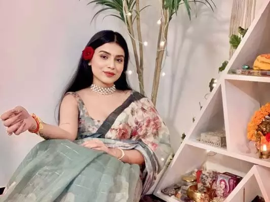 మగాళ్లందరూ రేపిస్టులే.. నిధి సంచలన ట్వీట్.. దుమ్మెత్తిపోస్తున్న నెటిజన్లు మగాళ్లందరూ రేపిస్టులే.. నిధి సంచలన ట్వీట్.. దుమ్మెత్తిపోస్తున్న నెటిజన్లు