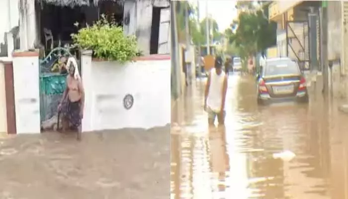 జలదిగ్బంధంలో ఏపీ రాజధాని గ్రామాలు.. ప్రజలకు తీవ్ర ఇబ్బందులు జలదిగ్బంధంలో ఏపీ రాజధాని గ్రామాలు.. ప్రజలకు తీవ్ర ఇబ్బందులు