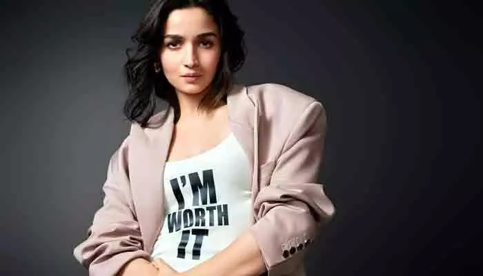 అడల్ట్ మూవీలో స్టార్ హీరోయిన్.. 18 సంవత్సరాలు పైబడిన వారికి మాత్రమే అడల్ట్ మూవీలో స్టార్ హీరోయిన్.. 18 సంవత్సరాలు పైబడిన వారికి మాత్రమే