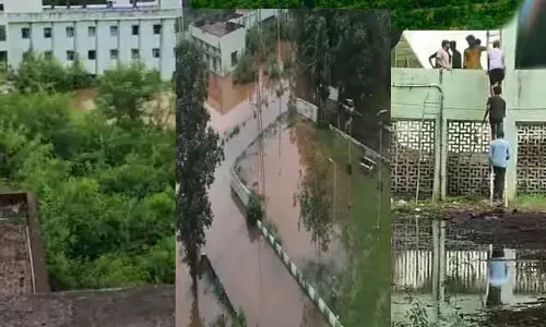 నాగార్జున వర్సిటీలోకి భారీగా వరద నీరు.. విద్యార్థుల పరిస్థితి దారుణం