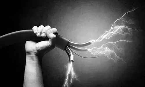 సింగర్ మంగ్లీ ఈవెంట్‌లో విషాదం ?