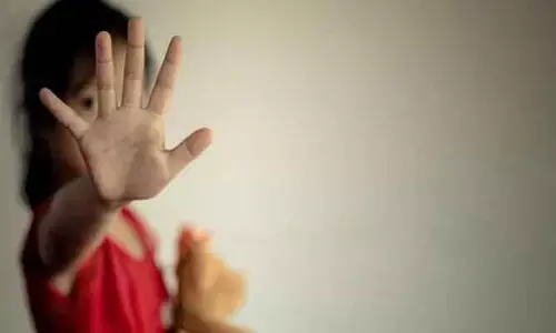 అమానుషం.. కన్న కూతురిపై తండ్రి అత్యాచారం