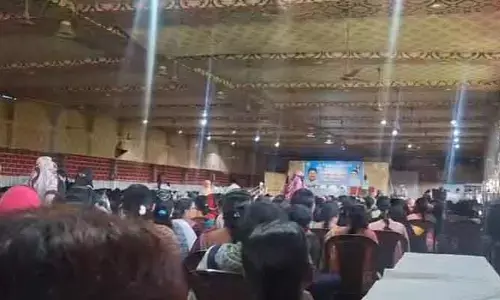 తాళాల కోసం ఊరంతా ఎదురుచూపులు