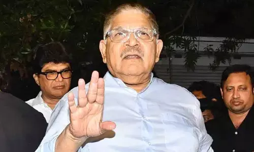 ఇండస్ట్రీలో వాళ్ల దారి వాళ్లదే.. అల్లు అరవింద్ సంచలన వ్యాఖ్యలు