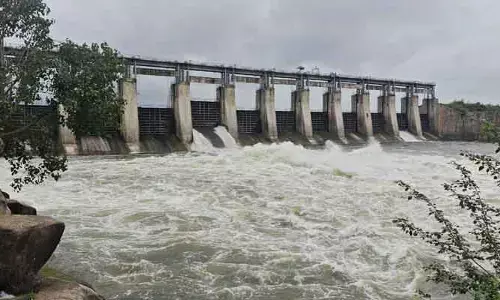 మంజీరా బ్యారేజీకి పెరిగిన వరద ఉధృతి