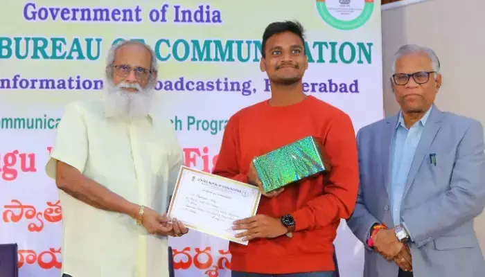 స్వాతంత్ర సమరయోధుల త్యాగాలు నేటి తరానికి స్ఫూర్తి