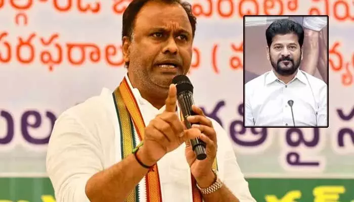 నాకు మంత్రి పదవి ఇవ్వకపోతే డైరెక్ట్ సీఎం అవుతా: రాజగోపాల్ రెడ్డి మరో సంచలనం నాకు మంత్రి పదవి ఇవ్వకపోతే డైరెక్ట్ సీఎం అవుతా: రాజగోపాల్ రెడ్డి మరో సంచలనం