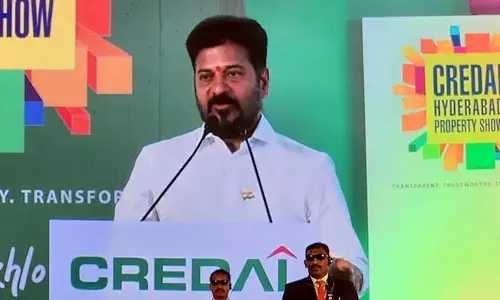 అపోహలు సృష్టించి అభివృద్ధిని అడ్డుకోవాలని చూస్తున్నారు.. సీఎం సంచలన వ్యాఖ్యలు
