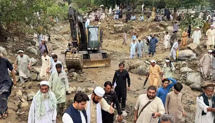Pakistan flash floods : ఆకస్మిక వరదలు..307 కి చేరిన మృతుల సంఖ్య Pakistan flash floods : ఆకస్మిక వరదలు..307 కి చేరిన మృతుల సంఖ్య