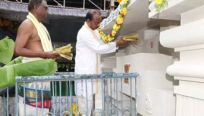 తిరుపతిలో గో పూజ మహోత్సవం: టీటీడీ ఈవో కీలక వ్యాఖ్యలు తిరుపతిలో గో పూజ మహోత్సవం: టీటీడీ ఈవో కీలక వ్యాఖ్యలు