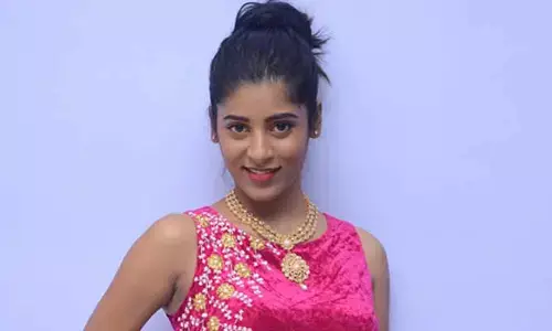 నా తల్లి అలాంటిదంటూ ఫిదా బ్యూటీ సెన్సేషనల్ కామెంట్స్.. దారుణంగా తిడుతున్న నెటిజన్లు