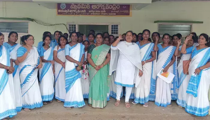 ఆశా కార్యకర్తల నిరసన