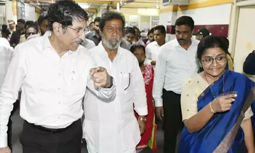 ఆపరేషన్ థియేటర్‌లు అన్నీ ఒకేచోట ఉండాలి.. అధికారులకు మంత్రి ఆదేశం