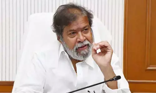 టెక్నాలజీ జోడించి వైద్య సేవలు మెరుగుపర్చాలి.. కొత్తగా వచ్చిన గ్రూప్-1 ఆఫీసర్లకు ఆరోగ్య మంత్రి దిశానిర్దేశం