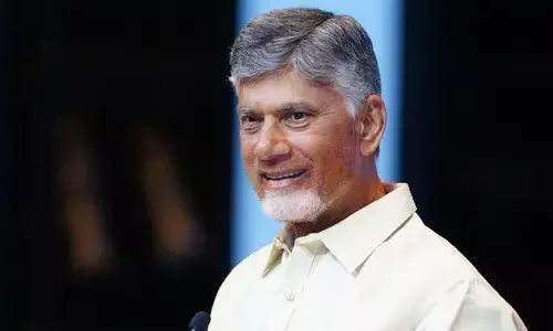 ఎరువుల బ్లాక్ మార్కెట్ కు తరలిస్తే కఠిన చర్యలు : సీఎం చంద్రబాబు