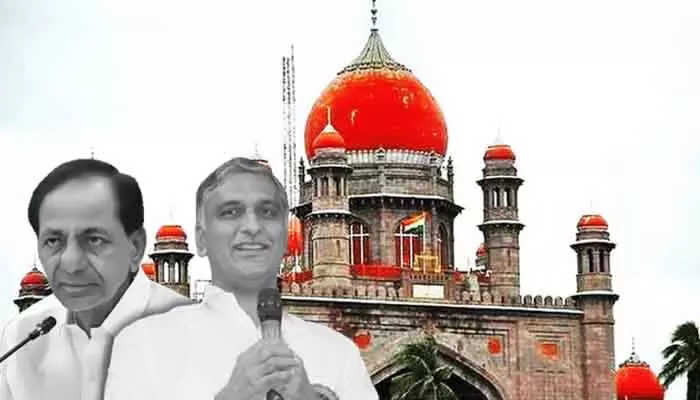 హైకోర్టులో కేసీఆర్, హరీశ్రావుకు చుక్కెదురు .. స్టే ఇవ్వలేమన్న ధర్మాసనం హైకోర్టులో కేసీఆర్, హరీశ్రావుకు చుక్కెదురు .. స్టే ఇవ్వలేమన్న ధర్మాసనం