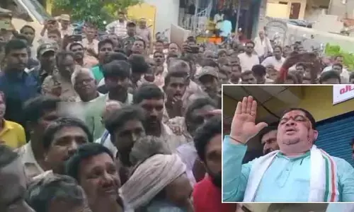 యూరియా కోసం బారులు తీరిన రైతులు.. పొన్నం ప్రభాకర్ కీలక హామీ
