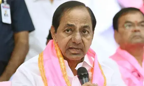 BRS: కేసీఆర్ ఆలోచనకు సొంత నేతల అడ్డు? స్థానిక ఎన్నికల వేళ గులాబీ పార్టీలో చేరికల లొల్లి!